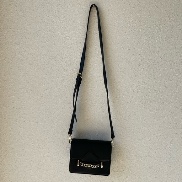 JustFab Black Crossbody 🖤✨ - Picture 10 of 13